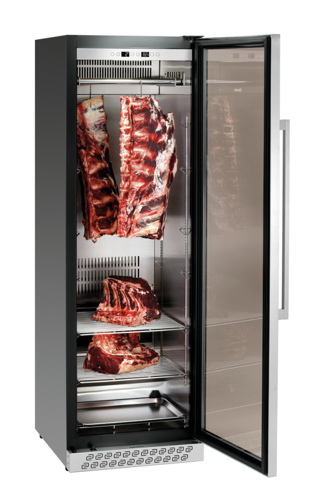 Bartscher Dry Age Schrank 380 offen gefüllt