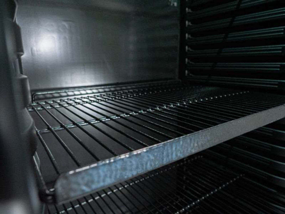 Cooldura Display-Kühlschrank LED - 380 L - ALL BLACK - Innenraum 2